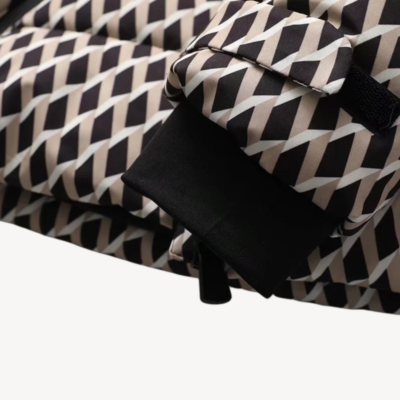 Puffer z Kapturem i Paskiem | Pikowana Kurtka we Wzór Graficzny dla kobiet